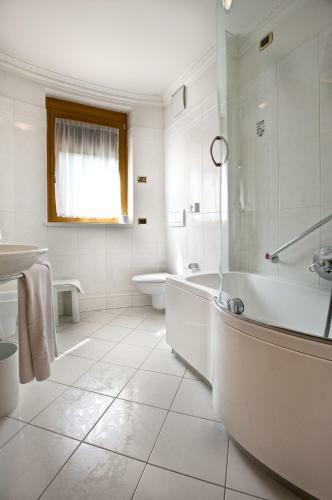 Hotel Garn� Serena