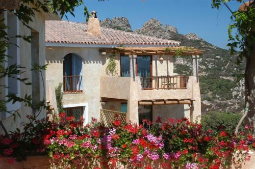 Apartamento Apt Rocce Sarde 21_trilocale Con Piscina E Panorama Spettacolare