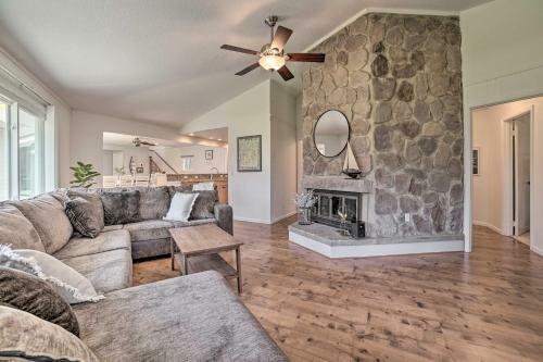 Pet-friendly Home Less Than 1 Mi To Lake Charlevoix!