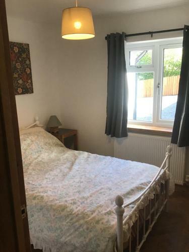 Apartamento 3 Bedroom Bungalow In Llanrhaeadr Ym