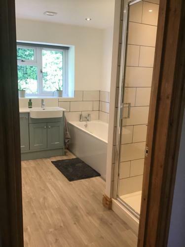 Apartamento 3 Bedroom Bungalow In Llanrhaeadr Ym