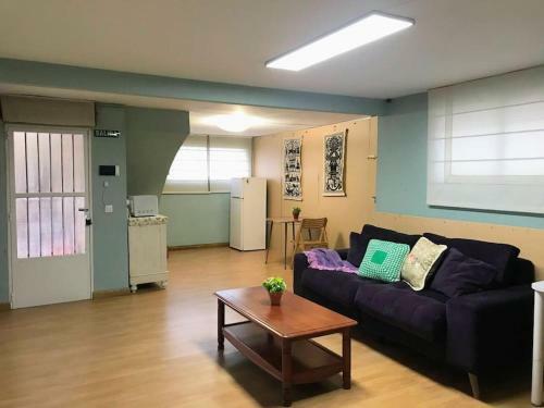 Entire Cottage With Swimming Pool And Bbq