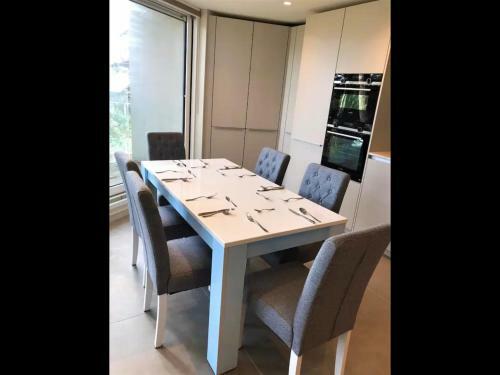 Luxury Private Classy Modern Apartment - Sandbanks