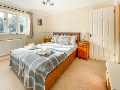 Wildflower Cottage, Stone Cottage In Sutton Poyntz