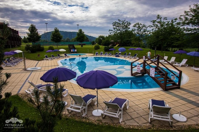 Petneh�zy Clubhotel Superior