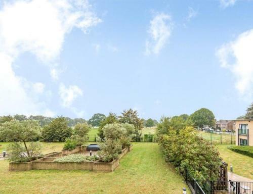 Apartamento Royal Romford 1 Bed Flat, With Balcony And Underground Parking