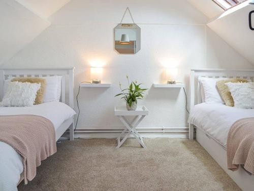 Cross Cottage
