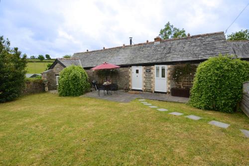 Pheasant Barn - A�cornish Stone Barn Conversion For Two In The Looe Valley Aonb Near The Coast
