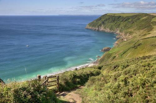 Pheasant Barn - A�cornish Stone Barn Conversion For Two In The Looe Valley Aonb Near The Coast