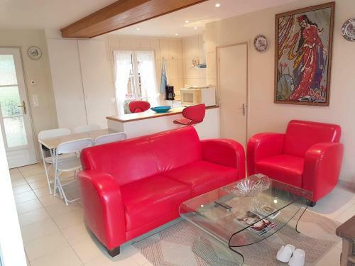 Maison de 2 Chambres Avec Jardin Clos Et Wifi A Gace