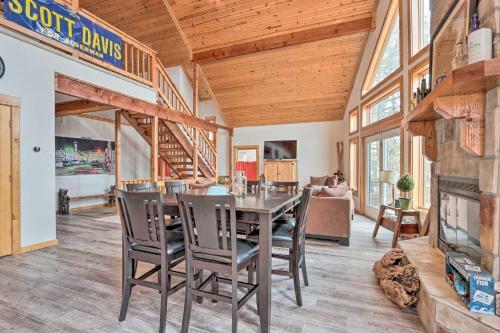 Lake Of The Ozarks Hideaway With Private Dock!