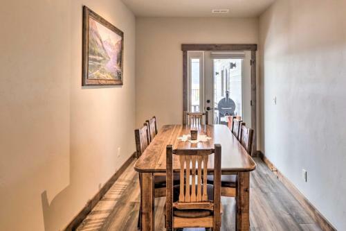 Apartamento Cozy Columbia Falls Condo With Private Balcony!