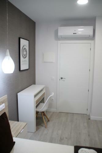 Hostal Baixo A Lua Rooming