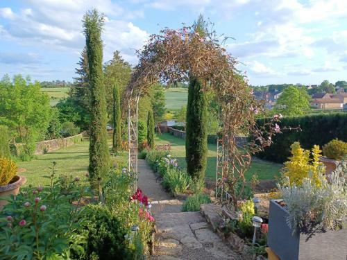 Gite De La Vall�e Du Serein