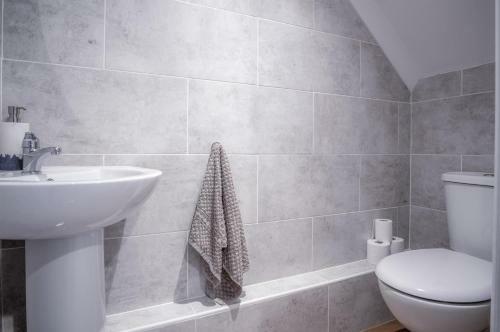 Ramsey Apartment - 2 Bedroom Apartment - Tenby