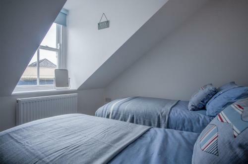Ramsey Apartment - 2 Bedroom Apartment - Tenby