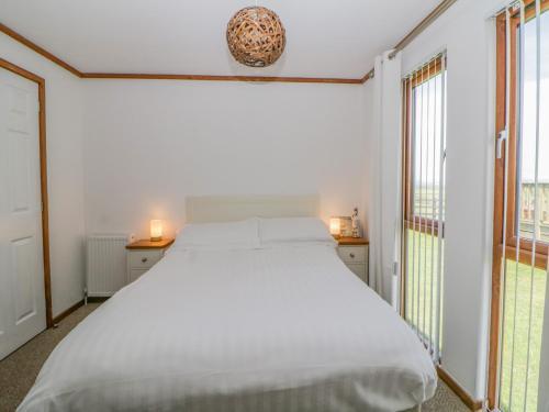 Three Views Lodge