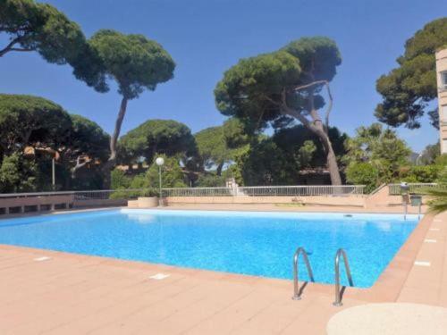 Apartamento Studio Hy�res Port - R�sidence Ferm�e Avec Piscine