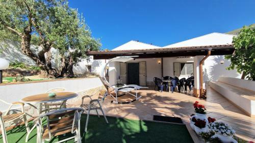 Villa Sceusa Con Piscina Privata