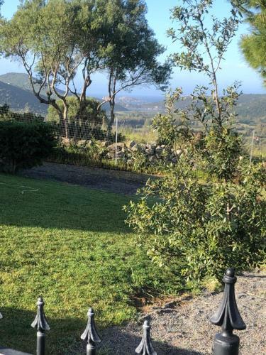 Casa Di Campagna Con Terrazzo Panoramico(3 Km Dal Mare)