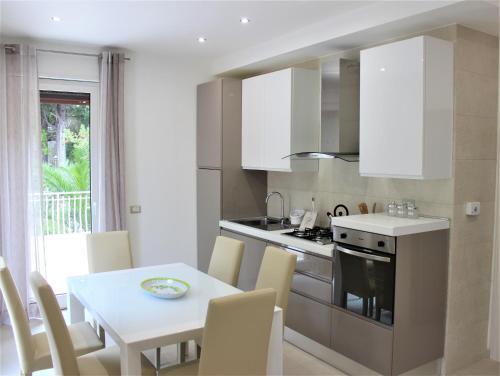 Apartamento Baia Dei Delfini