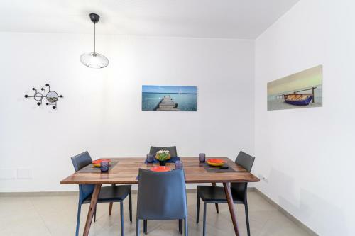 Apartamento Calipso Big Apt With Sea View, Parking & Pool