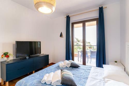 Apartamento Calipso Big Apt With Sea View, Parking & Pool