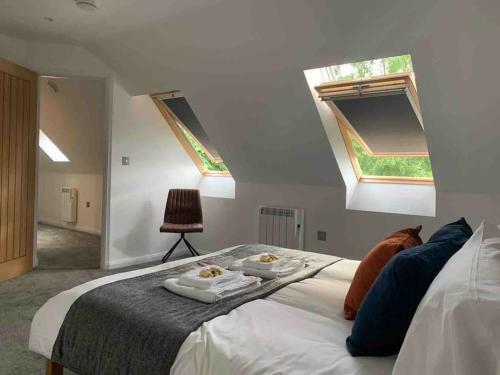 Beautiful Cosy Rural Retreat With Parking!