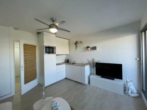 Apartamento Blue Sky La Grande Motte Studio -pool-5min Beach -queensizebed -wifi