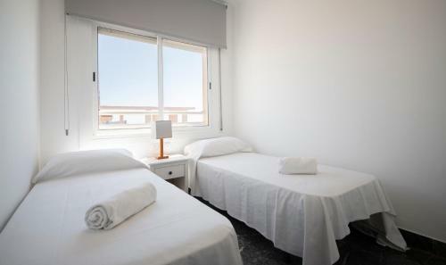 R130 Beachfront Apartment With Air Conditionner