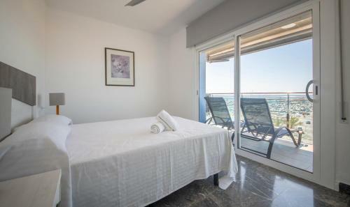 R130 Beachfront Apartment With Air Conditionner