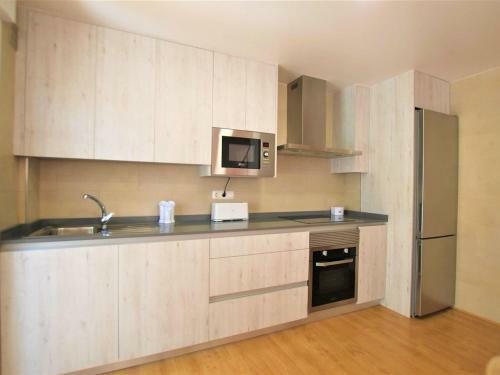 Spacious Holiday Home In Regi�n de Murcia With Balcony