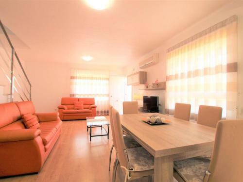 Spacious Holiday Home In Regi�n de Murcia With Balcony