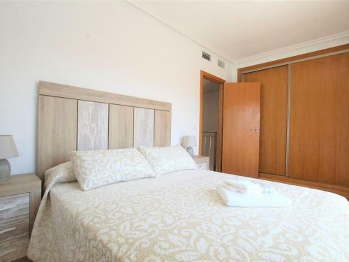 Spacious Holiday Home In Regi�n de Murcia With Balcony