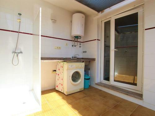 Spacious Holiday Home In Regi�n de Murcia With Balcony