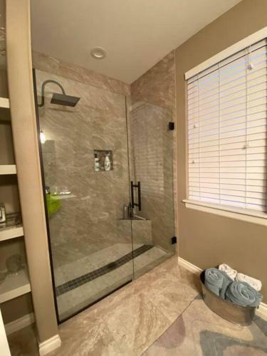 Apartamento Extra Sleep Space Pull Out Sofa In Living Room