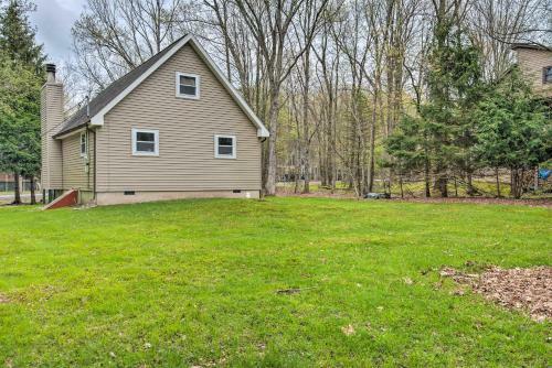 Pet-friendly Albrightsville Cabin With Grill!