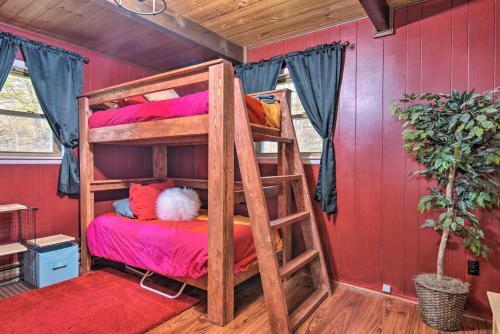 Pet-friendly Albrightsville Cabin With Grill!