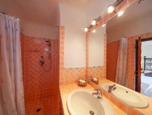Villa Melograno - Luxury Villas In Sardinia - Palau