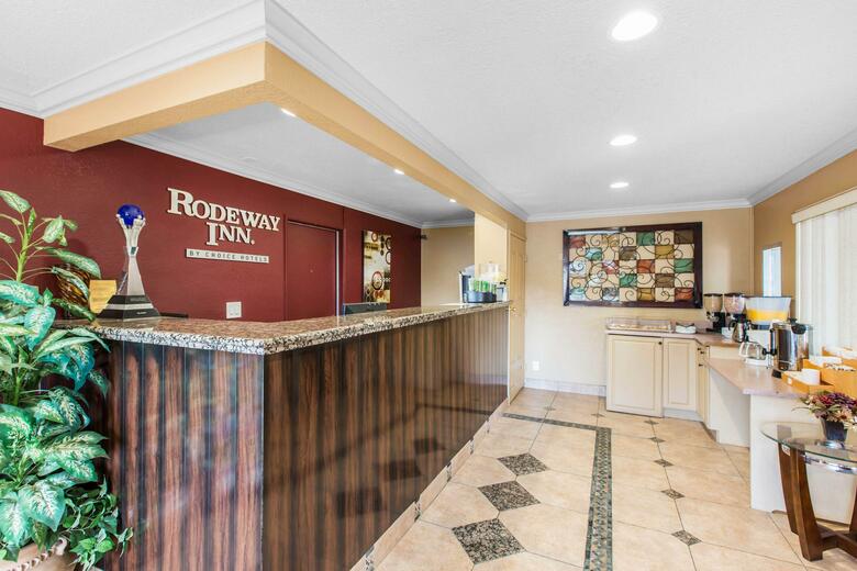 Hotel Rodeway Inn Escondido