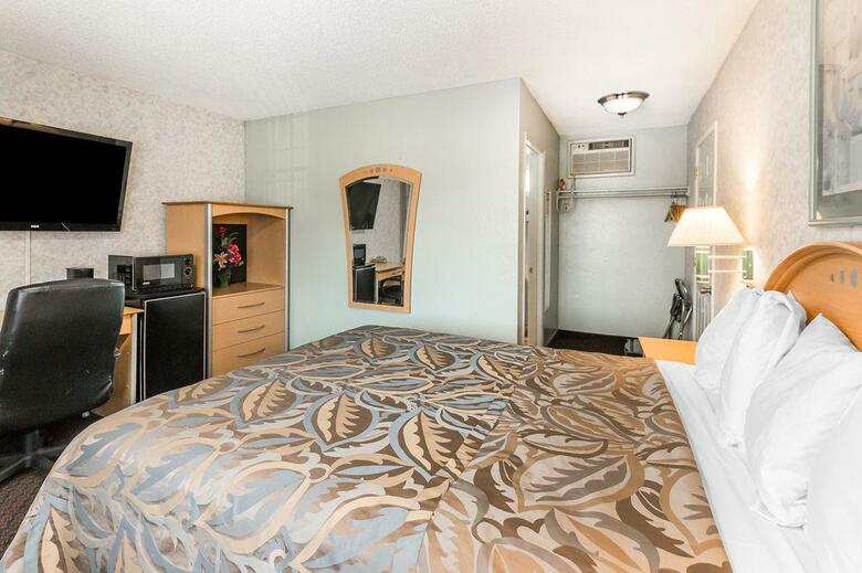 Hotel Rodeway Inn Escondido