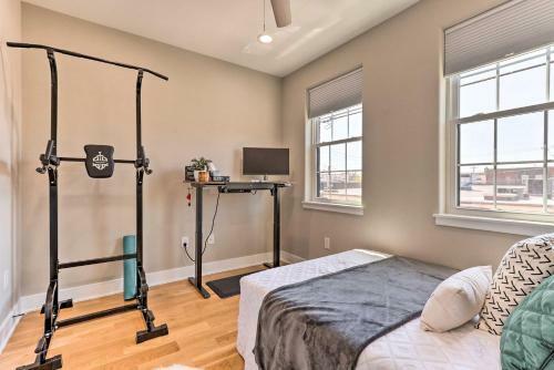 Philly Townhome With City Views About 2 Mi To Dtwn!