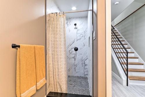 Philly Townhome With City Views About 2 Mi To Dtwn!