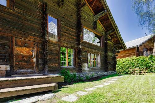 4br Traditional Chalet Bbq + Fireplace + View