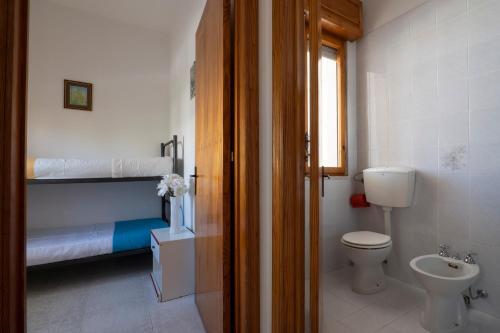 Apartamento Villino Dei Pini Baia Verde - Cod 212