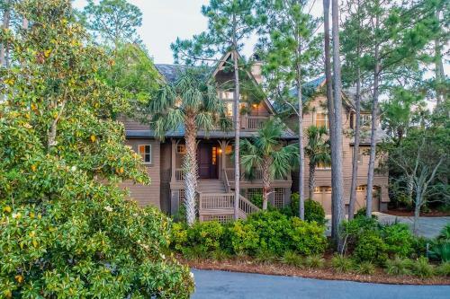 Club Cottage 6