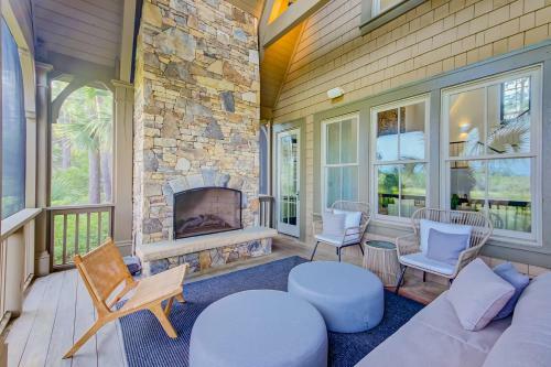 Club Cottage 6