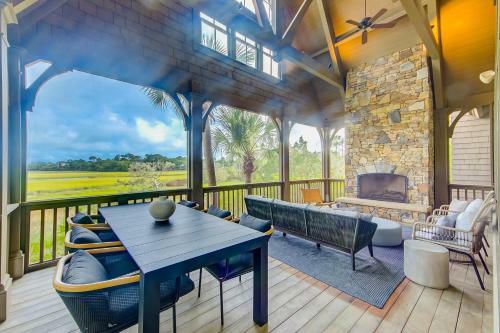 Club Cottage 6