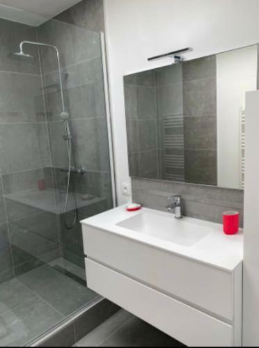Apartamento Appart 4 Pers Avec Balcon Et Parking Proche Plage