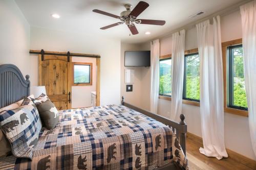 Smoky Mountain High Home